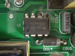 ШИМ контроллер UC3842B